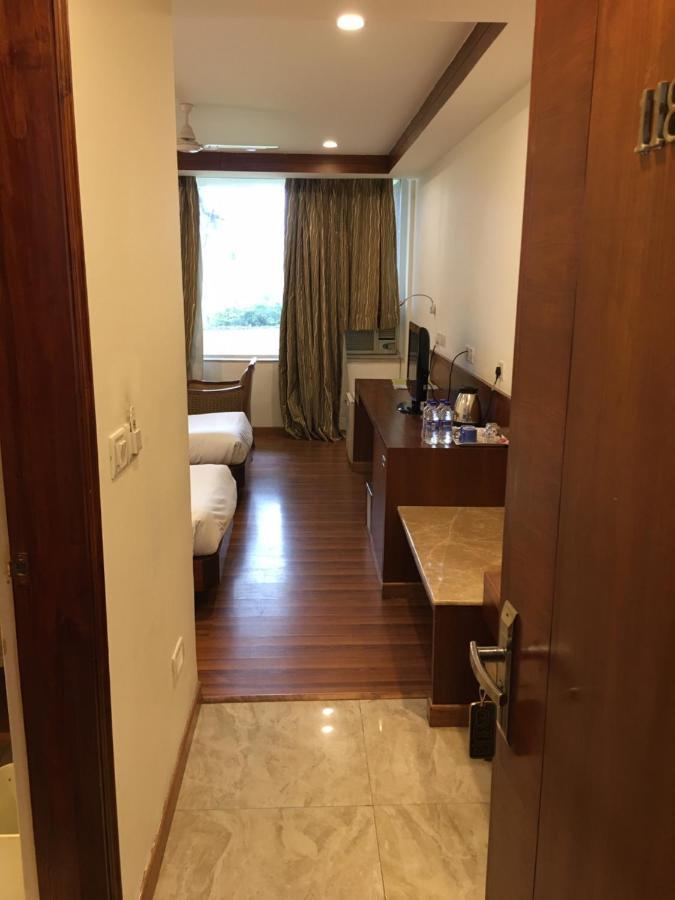 Hotel Jammu Ashok Εξωτερικό φωτογραφία