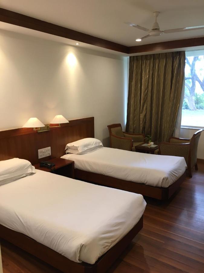 Hotel Jammu Ashok Εξωτερικό φωτογραφία