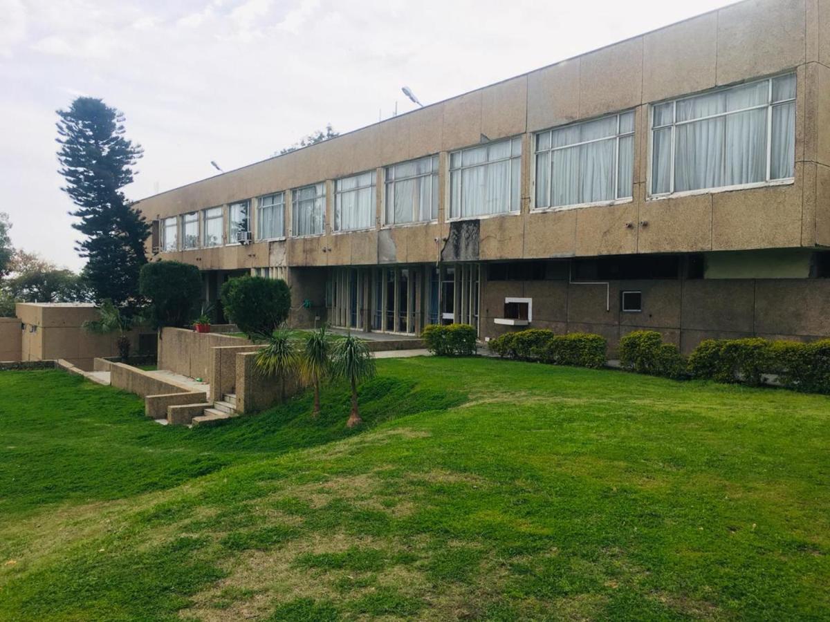 Hotel Jammu Ashok Εξωτερικό φωτογραφία